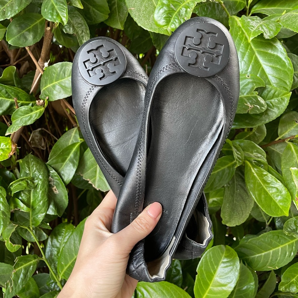 Tory Burch Black Ballet Flat Black, Size 7.5